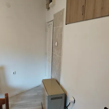 Small Private Bathroom Wi-fi * Belgrade